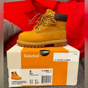 Toddler Timberland Boots Size 8. New in box worn once.